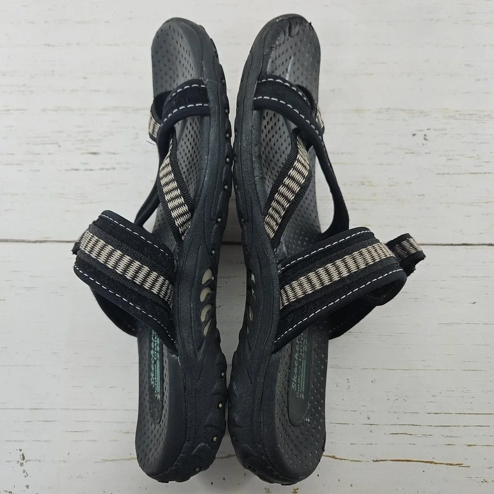 Skechers Reggae Rasta Women 8 Black Tan Flip‎ Flop Thong Sandals Slip On Comfort